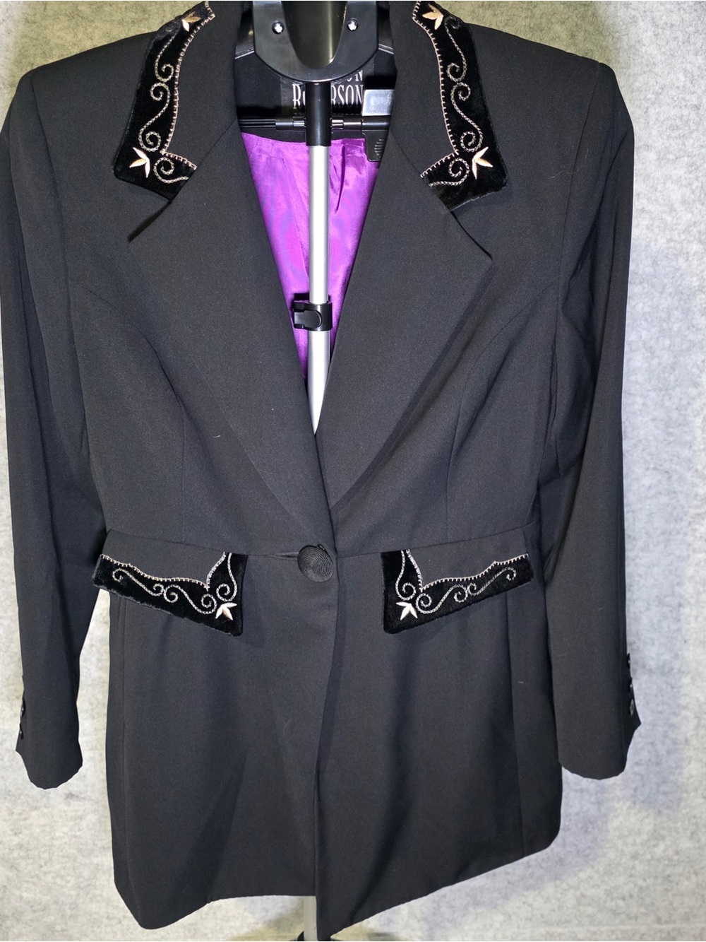 Hairston Roberson Black Embroidered Velvet-Trim Blazer with Purple Lining Size 8